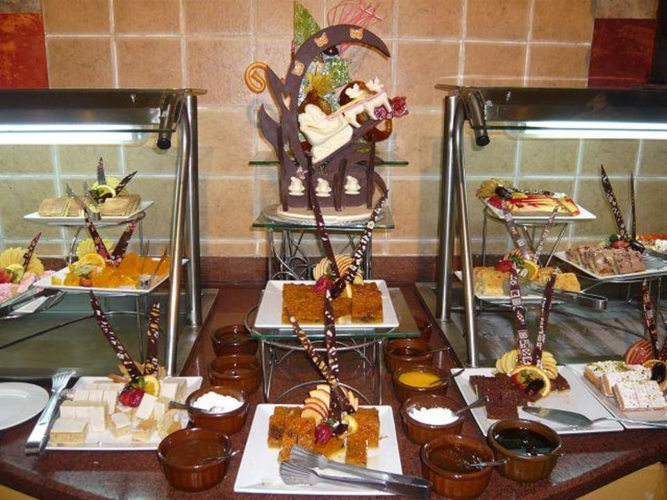 Kuchenbuffet Pickalbatros Alf Leila Wa Leila Resort - Neverland Hurghada