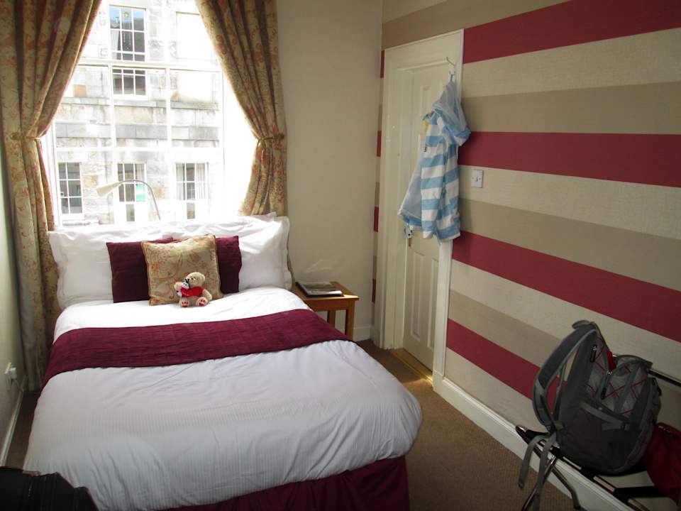 Zimmer The Broughton Hotel