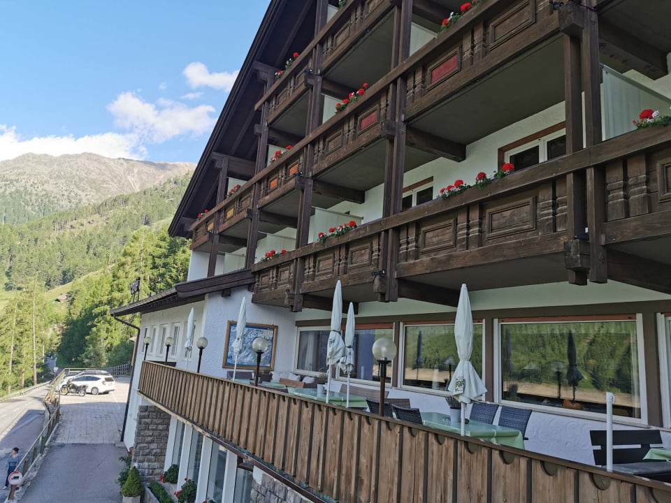 Außenansicht Hotel Vernagt am See