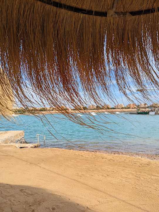 Strand Creek Hotel and Residences El Gouna