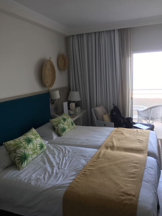 Zimmer Corallium Dunamar by Lopesan Hotels