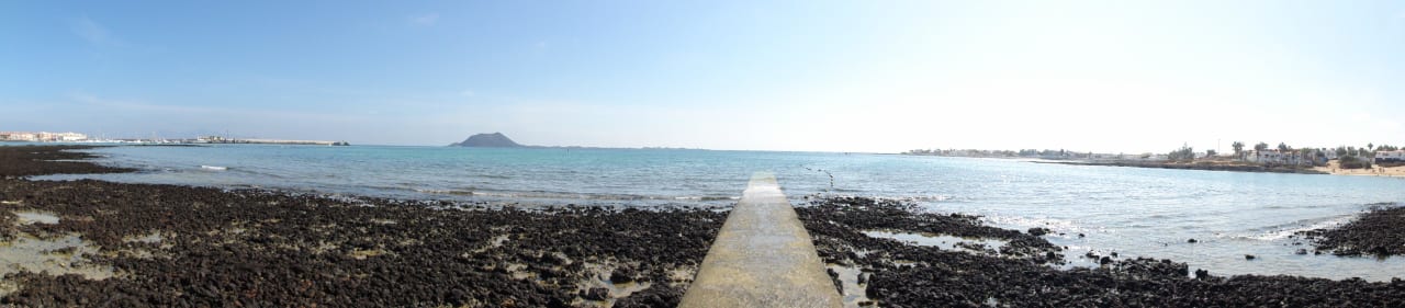 Coralejo, plaża, widok na wyspę Lobos Hotel Oasis Dunas