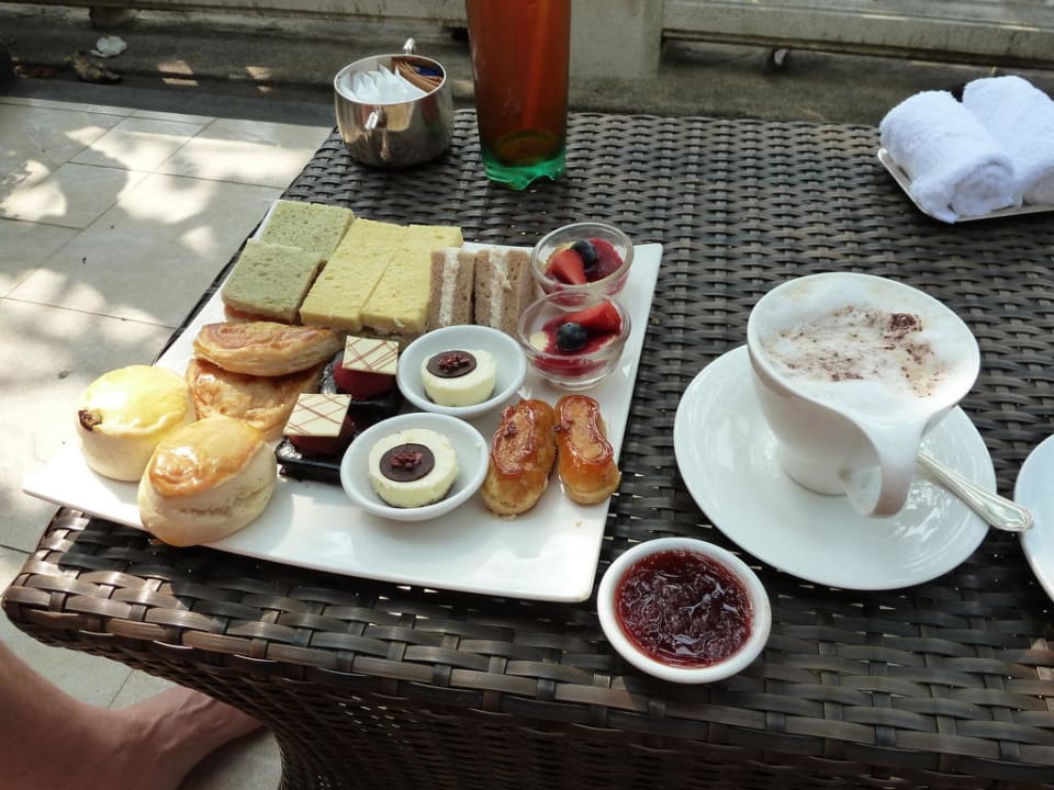 Hightea am Pool Shangri-La Hotel, Bangkok