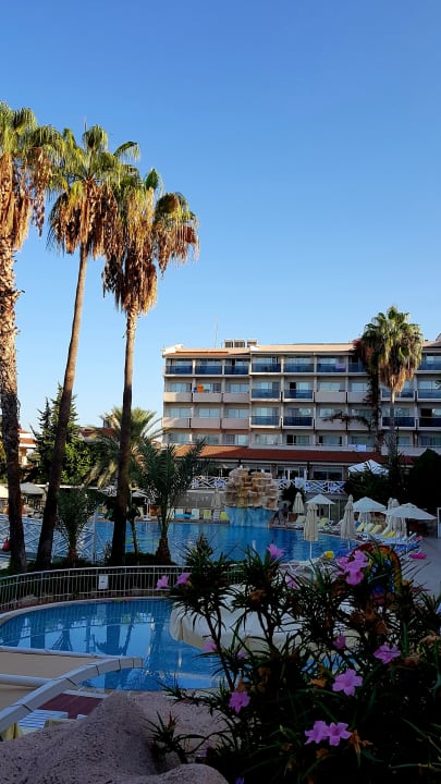 Außenansicht Seaden Corolla Hotel