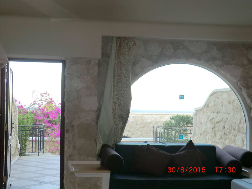 Blick vom Bett aufs Meer Pickalbatros Citadel Resort