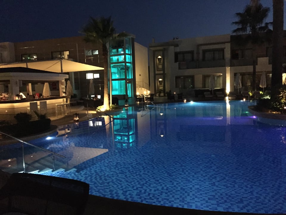 Pool Lesante Classic - Preferred Hotels & Resorts