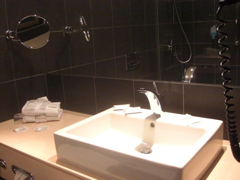 Ein Teil vom Bad ATLANTIC Hotel Sail City