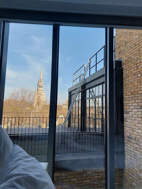 Zimmer YOTEL London City