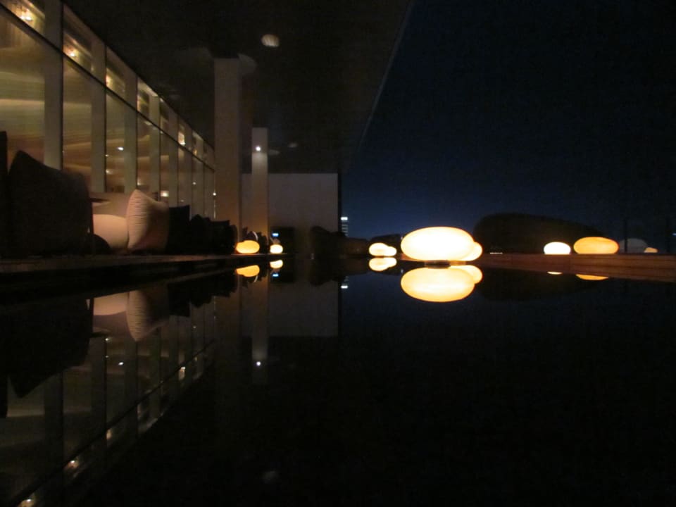 Aussenlounge Hilton Pattaya