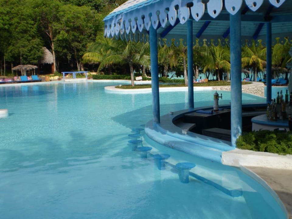 Poolbar des Hotels Paradisus Rio de Oro Paradisus Rio de Oro Resort & Spa - Adults only