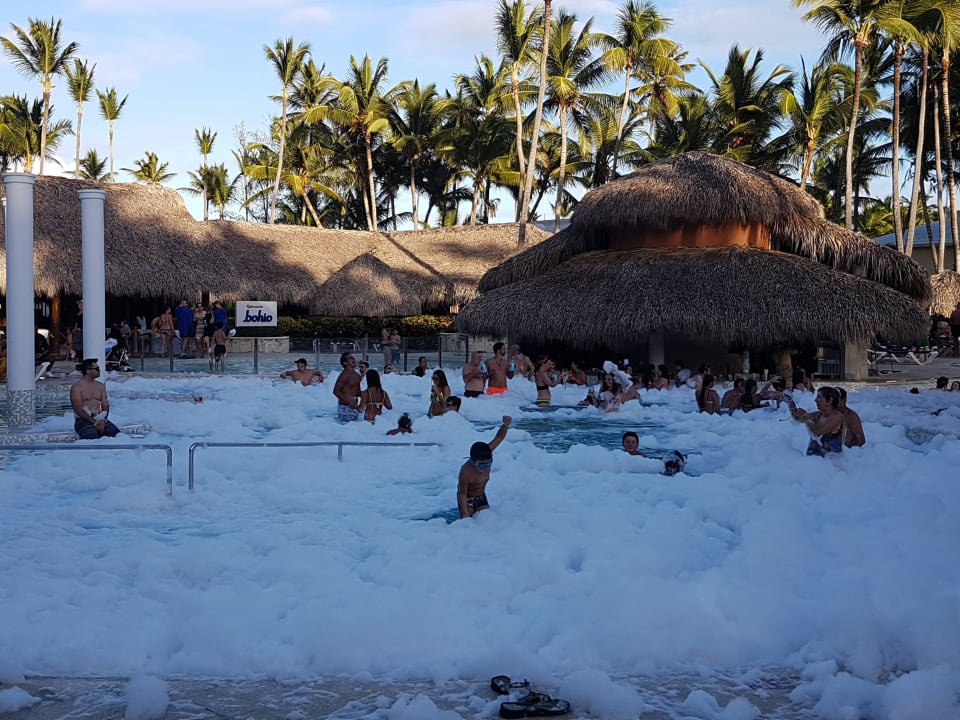 Schaumparty Grand Palladium Select Bávaro Resort & Spa