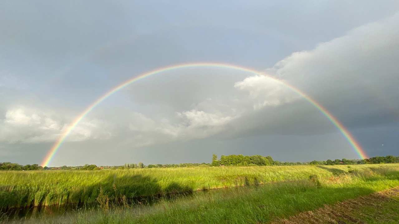 Außenansicht Aquantis Bensersiel