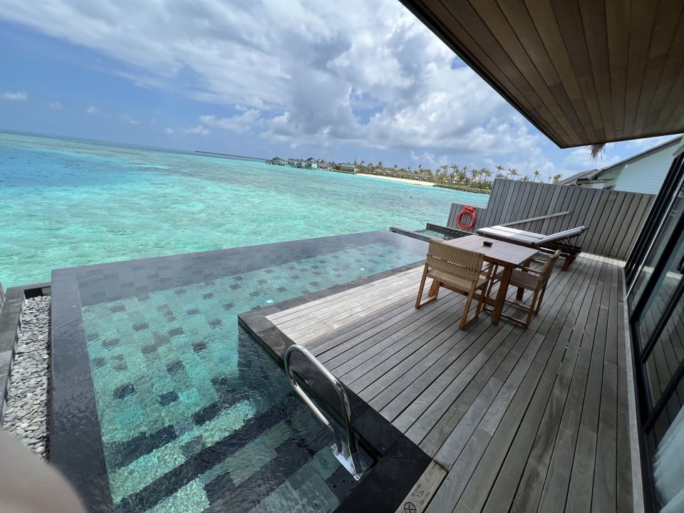 Pool Hilton Maldives Amingiri Resort & Spa