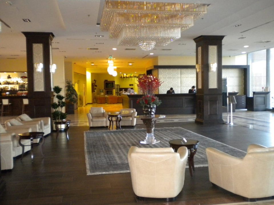 Lobby Aquaworld Resort Budapest