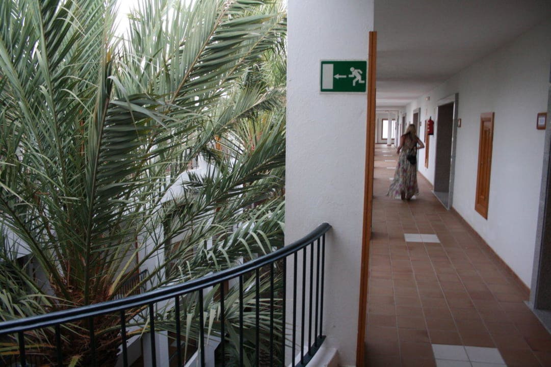 Weg zu den Zimmern Hotel Riu Palace Maspalomas Adults Only