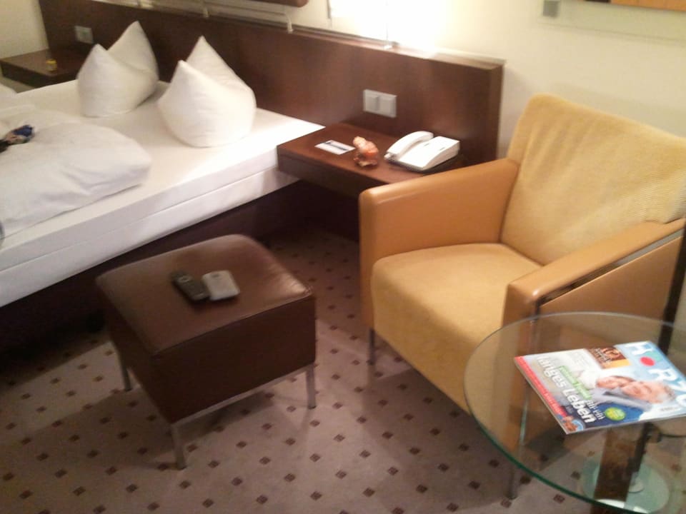 Bett Essential by Dorint Frankfurt-Niederrad