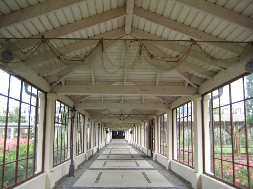 Überdachte Wege Hotel Yachthafenresidenz Hohe Düne