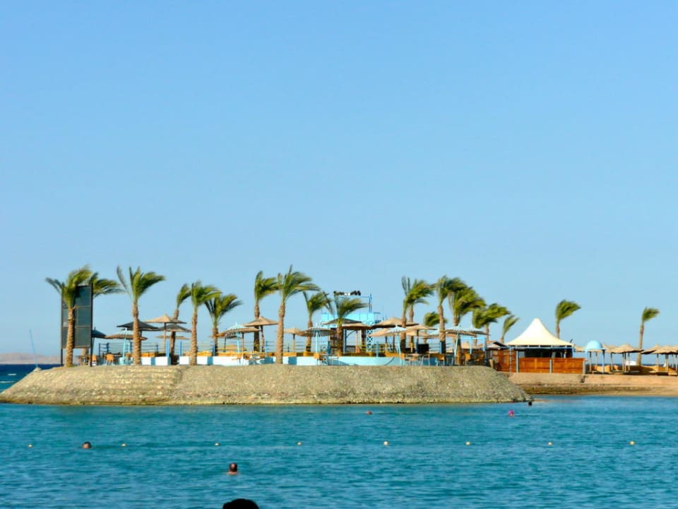Strand Mirage Bay Resort & Aqua Park