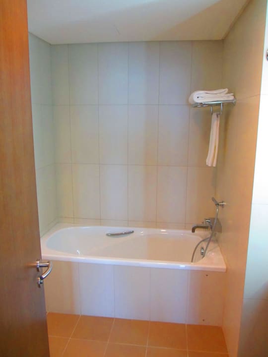 Badewanne Hotel Novotel Abu Dhabi Gate