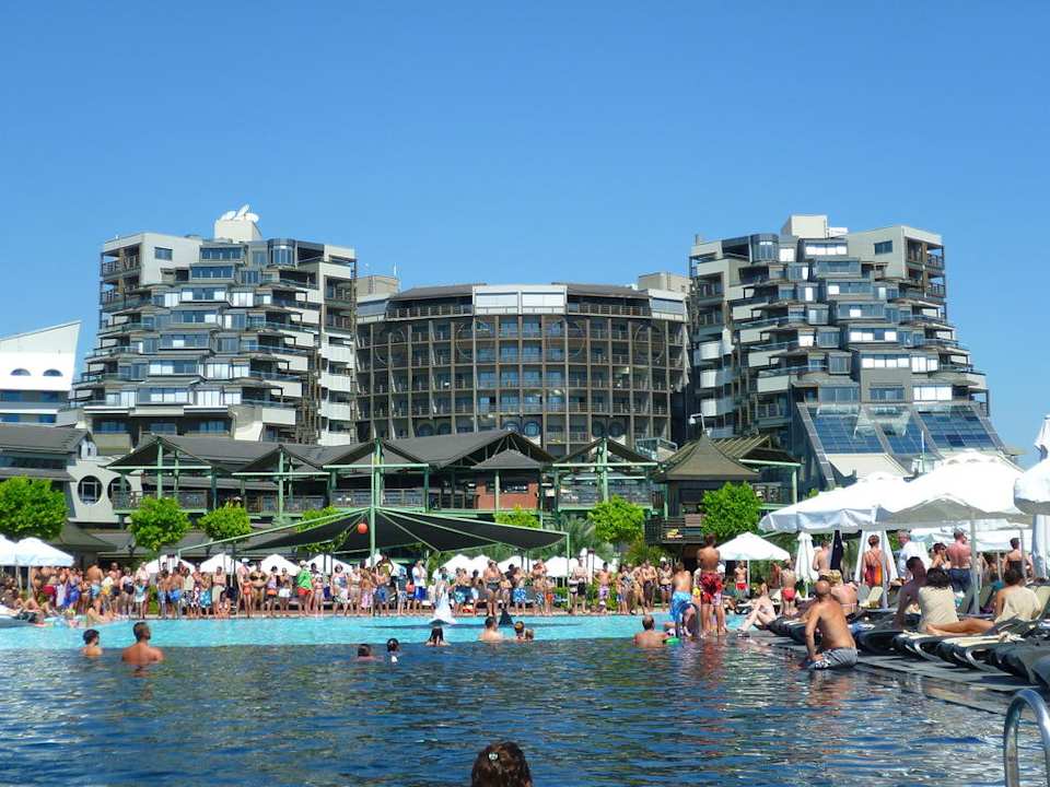 Pool Limak Lara Deluxe Hotel & Resort