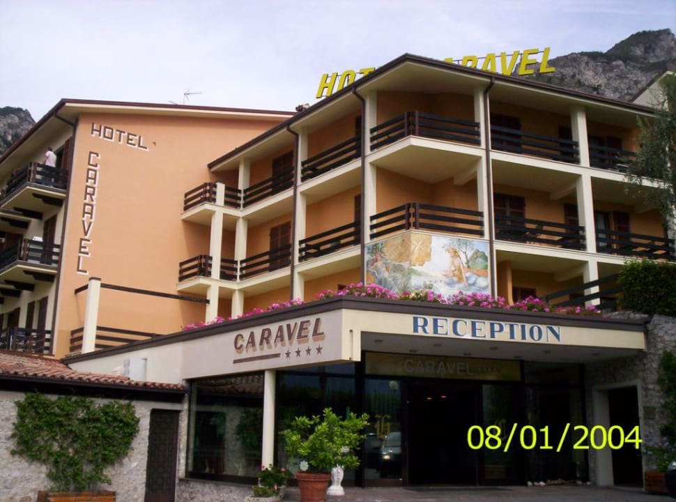 Frontansicht Hotel Caravel