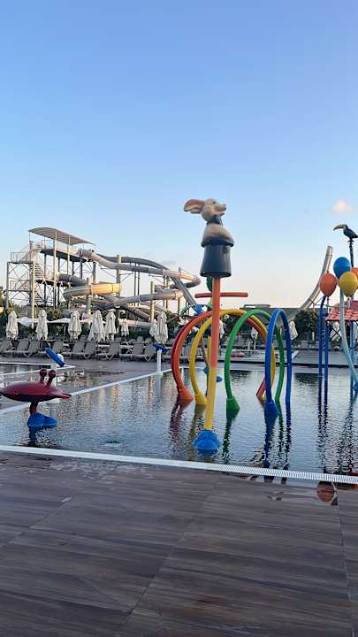 Pool Jacaranda Luxury Resort