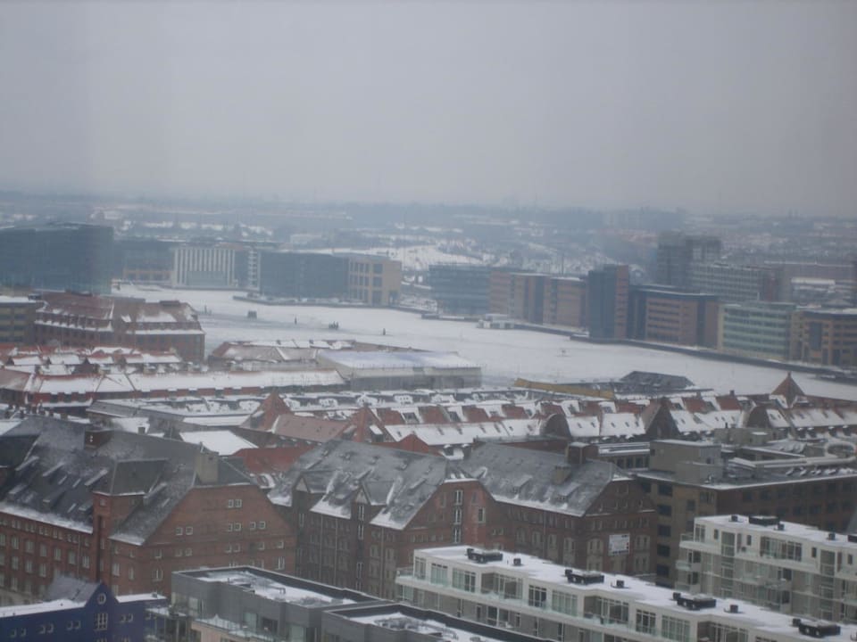 Tolle Aussicht auf das verschneite Kopenhagen Hotel Radisson Blu Scandinavia