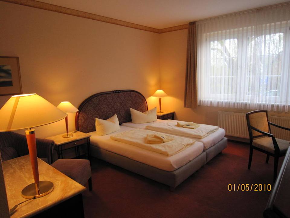 Doppelzimmer Kategorie 2 altGlowe Hotel Garni