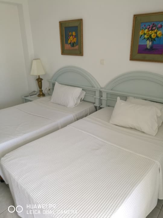 Zimmer Sandy Beach Resort