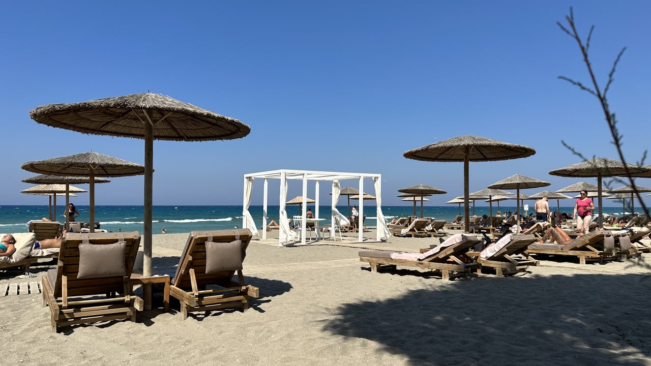 Strand Paralos Lifestyle Beach