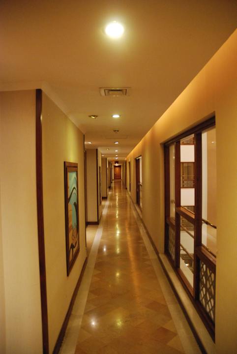 Flur Safaiyeh Hotel