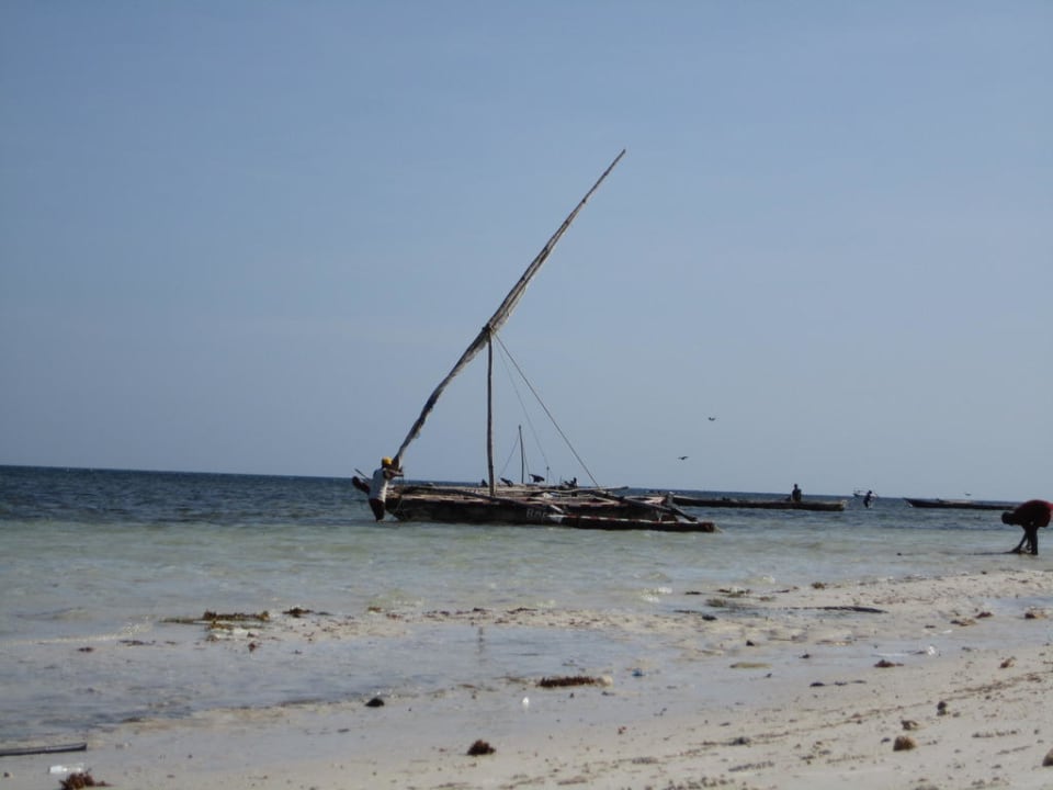 Dhau am Strand Reef Hotel Mombasa