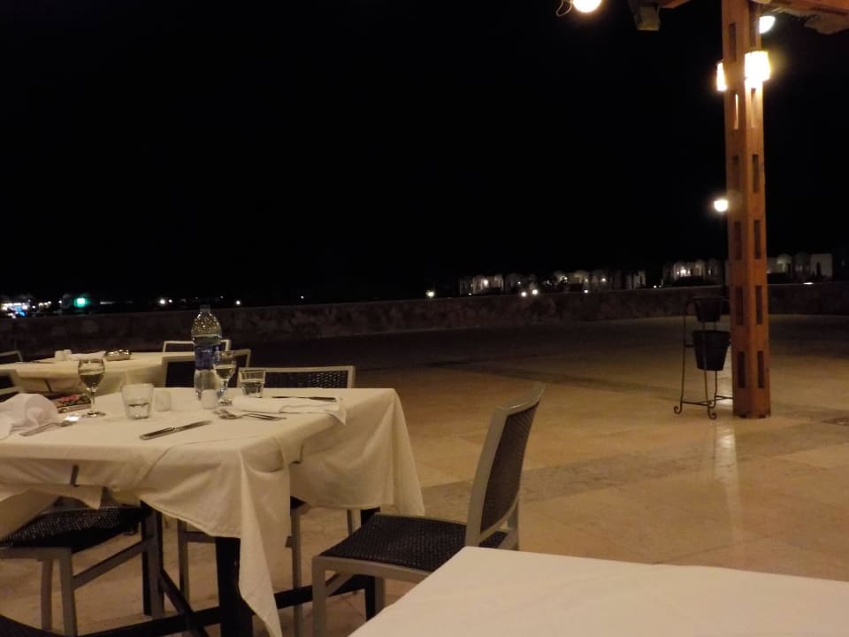 Main Restaurant El Wadi Hotel Gorgonia Beach Resort