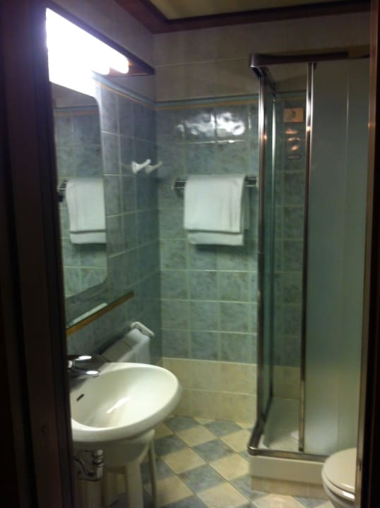 Badezimmer Grand Hotel Elite