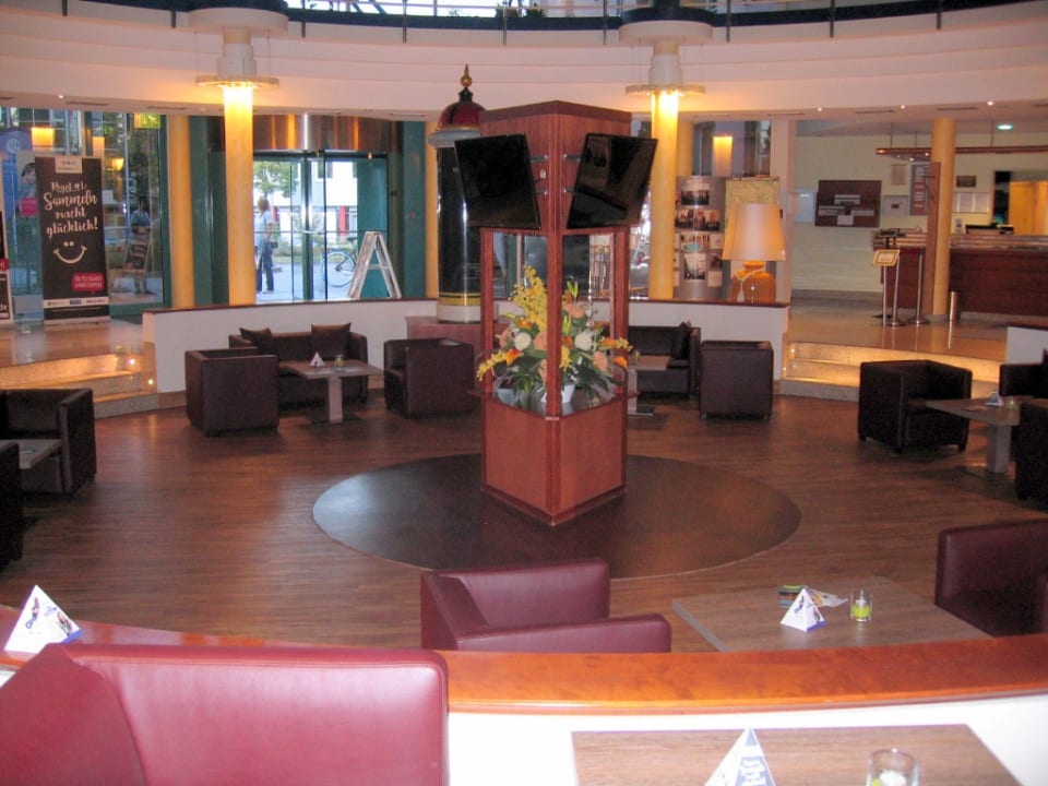 Lobby ACHAT Hotel Magdeburg