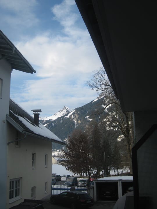 Aussicht vom Balkon auf die Alpen Hotel Das Beck