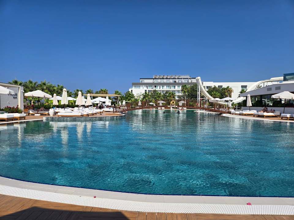 Pool Rubi Platinum Sign