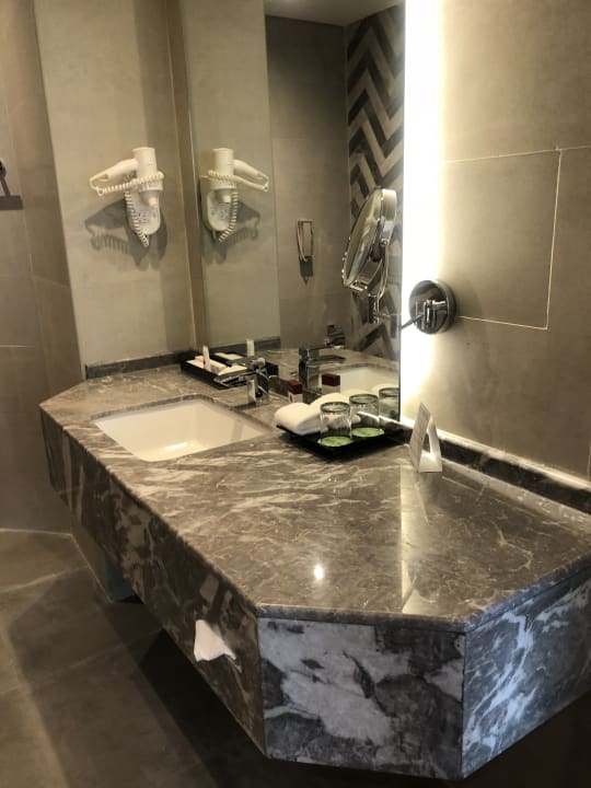 Zimmer Wyndham Garden Ajman Corniche