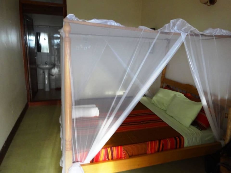 Bett Lake Victoria View Guest House
