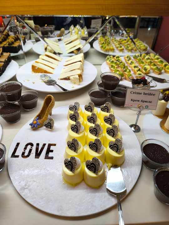 Gastro Commodore Elite Suites & Spa - Adults only