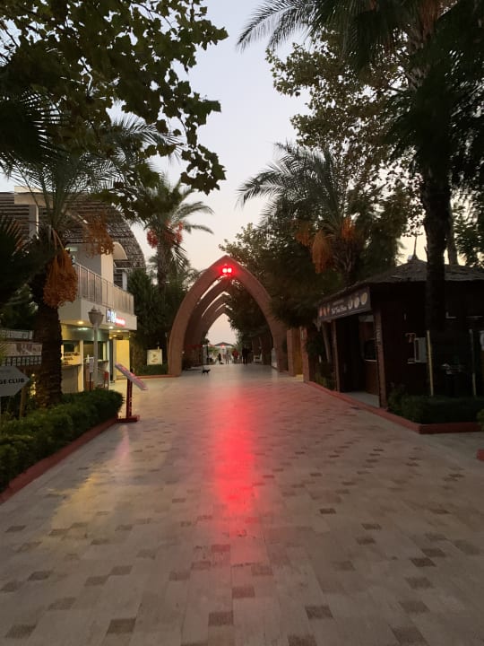 Gartenanlage Hotel Delphin Imperial