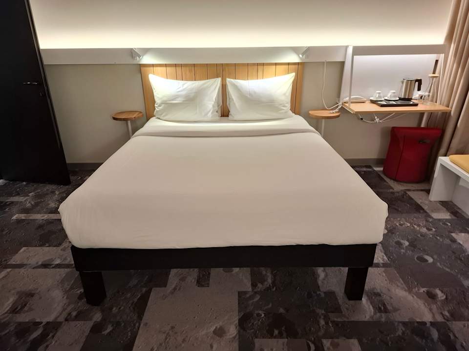 Zimmer ibis Lviv Center