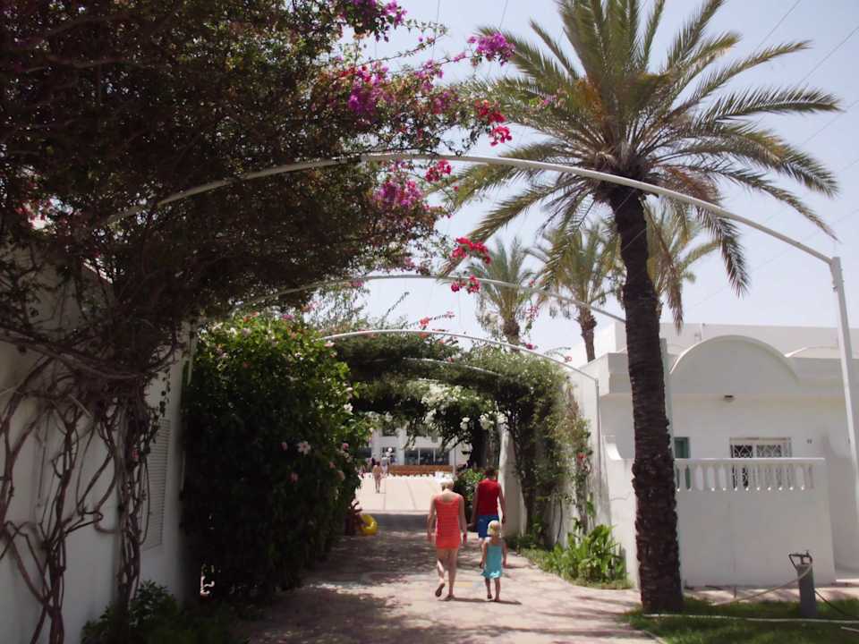 Weg zum Strand El Mouradi Club Kantaoui