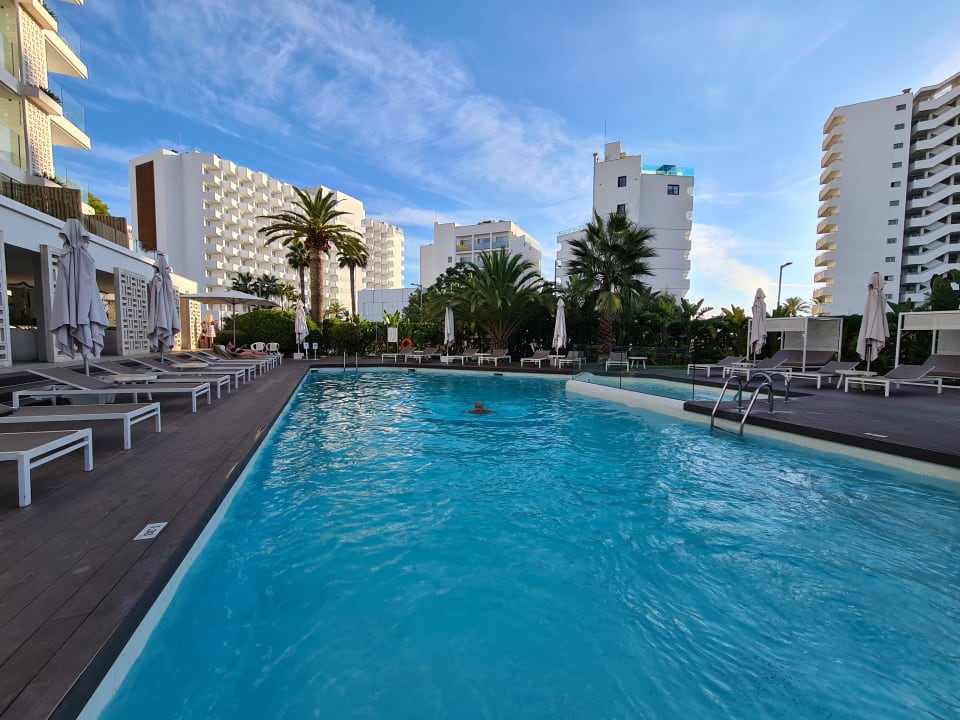Pool HM Balanguera Beach