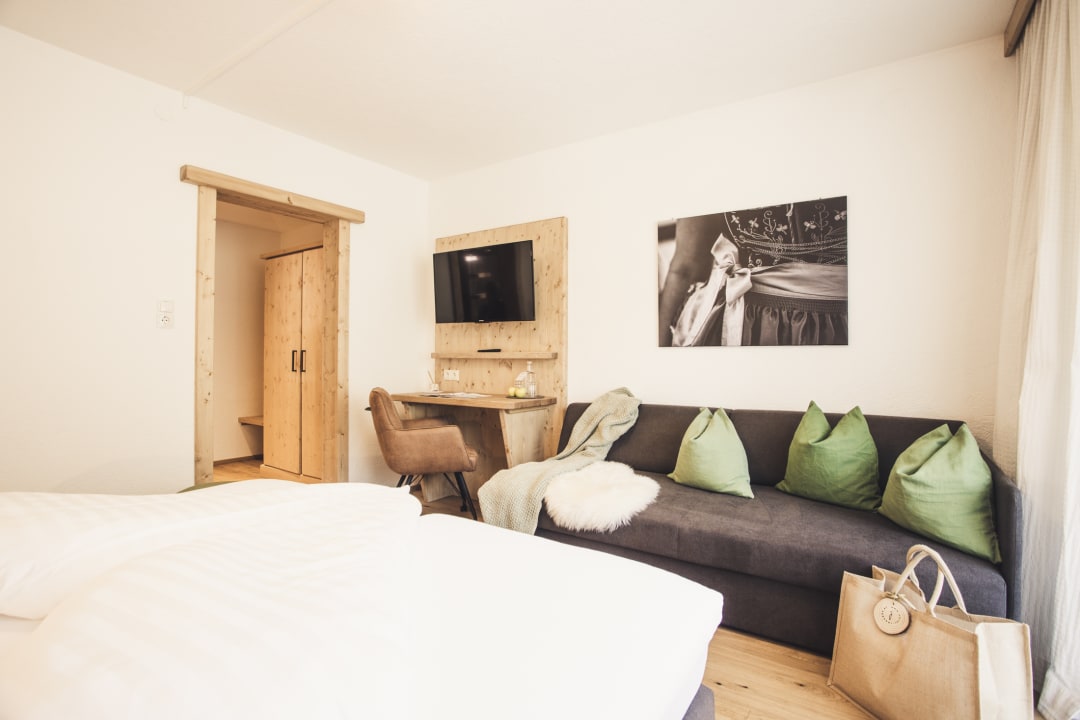 Zimmer Hotel Johanna mitten im Ötztal