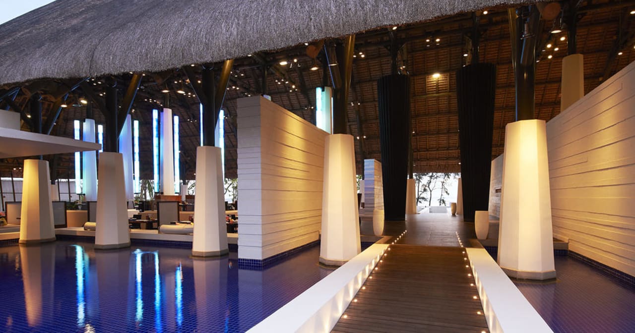 Le Flamboyant and Takamaka Bar SO/ Mauritius Hotel