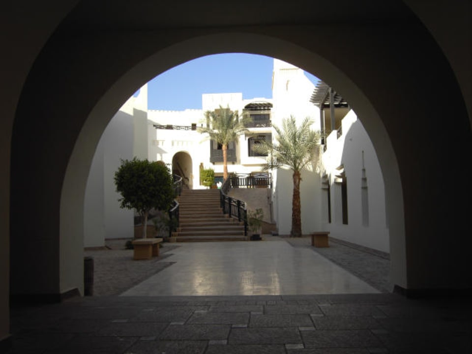 Weg zum Strand Sharm Plaza