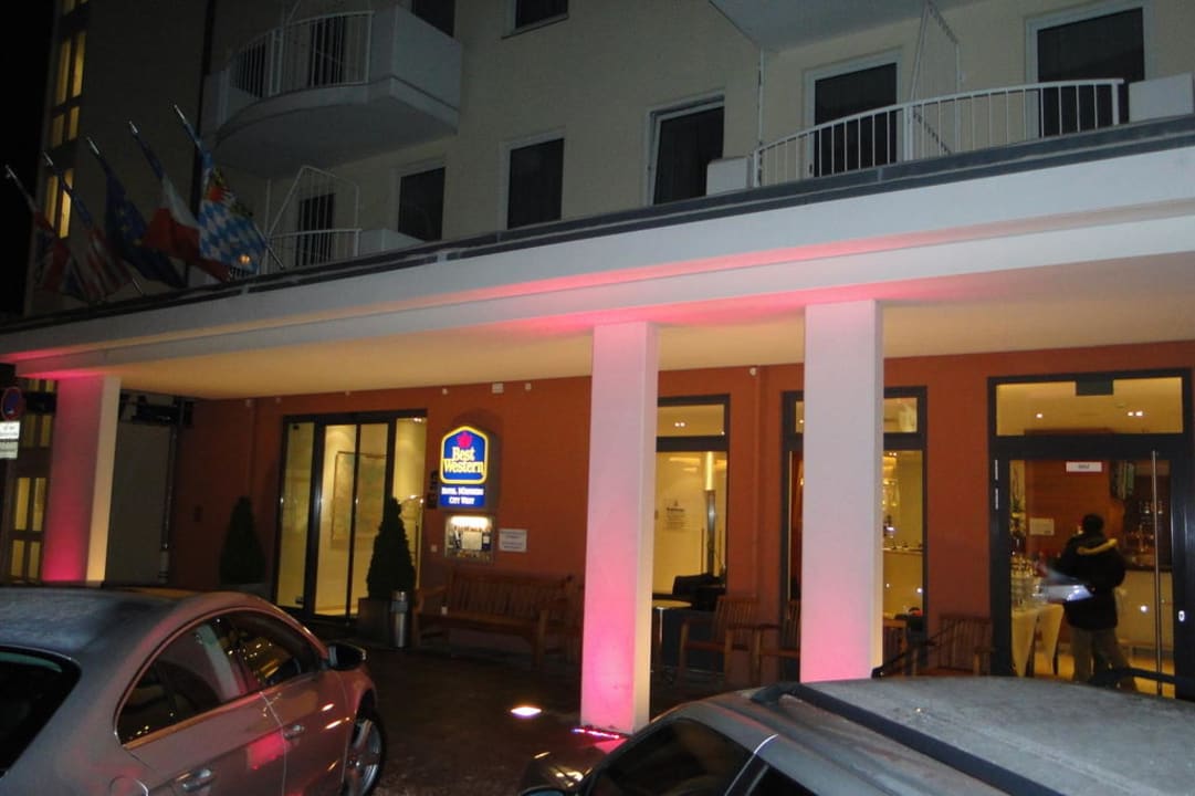 Haupteingang zum Hotel Best Western Hotel Nürnberg City West
