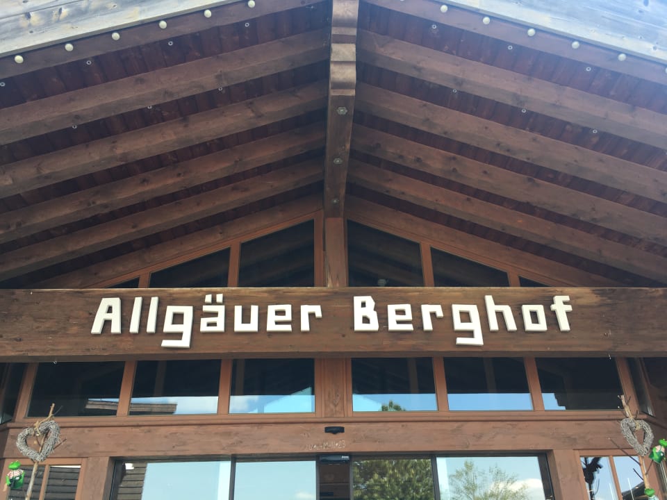 Außenansicht Familotel Allgäuer Berghof