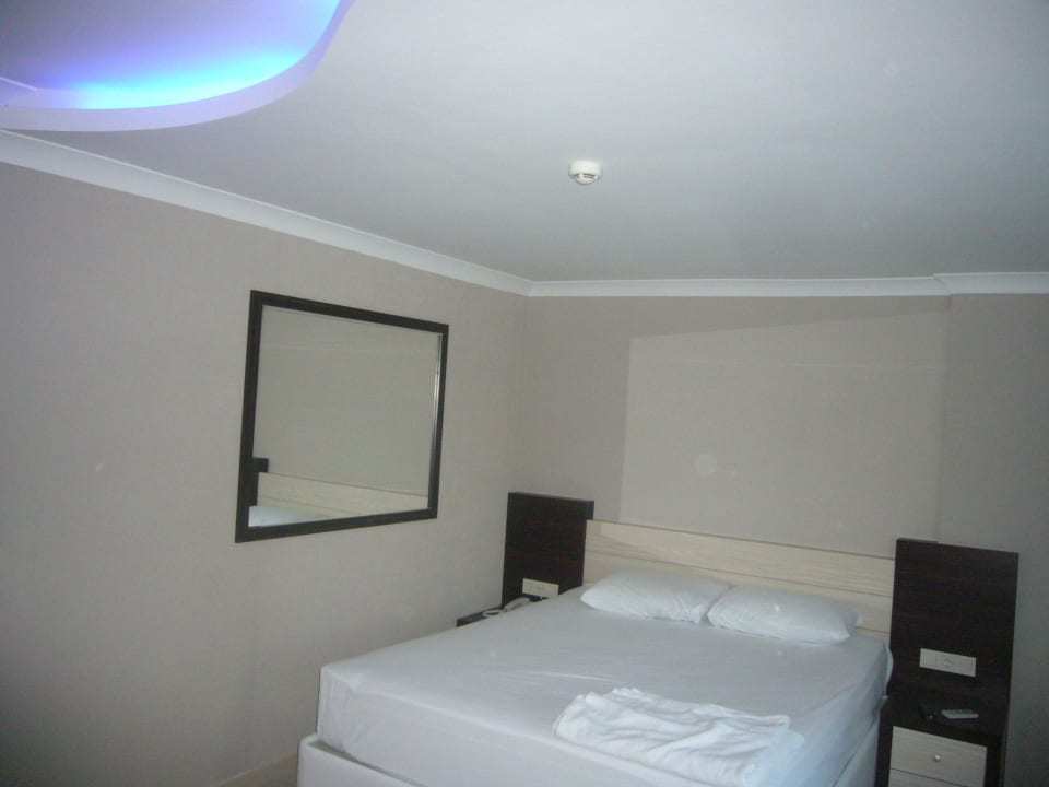 Doppelbettzimmer Opia Hotel